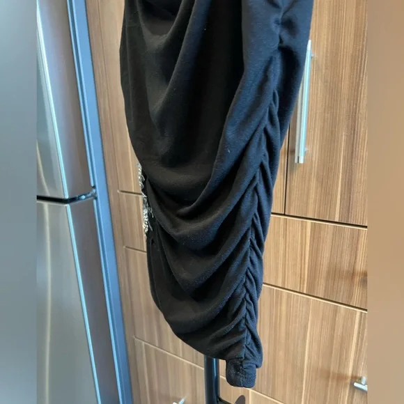 Mandee Black with Silver Side Sequins Top - Size Medium - Picture 7 of 9